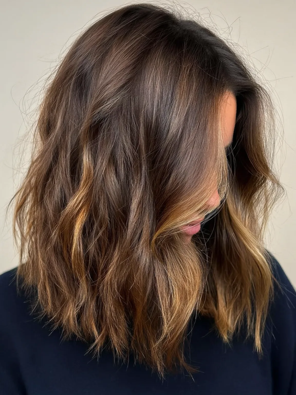 golden chestnut with honey highlights lob with layers